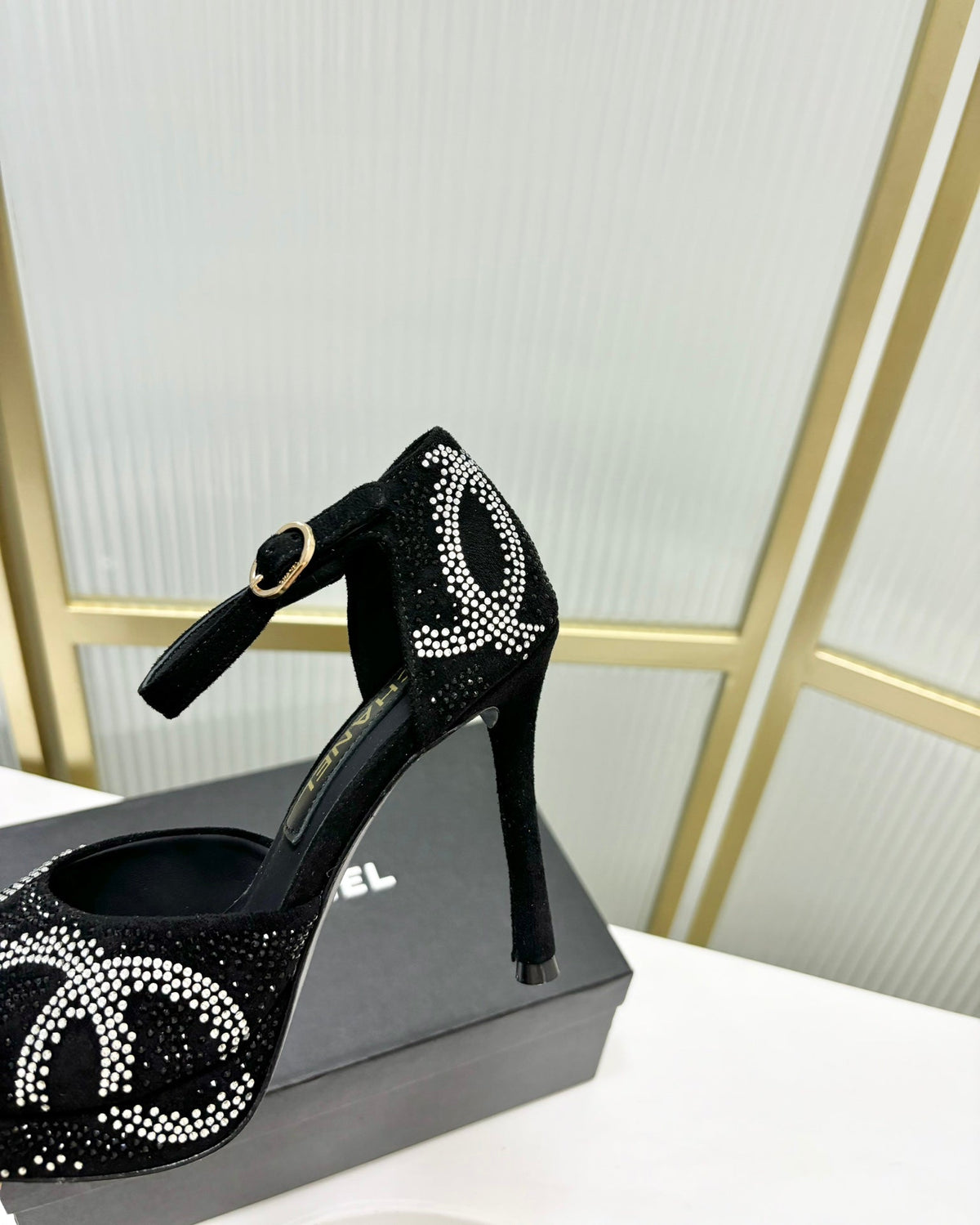 HIGH HEELS ONE STRAP IN BLACK GOATSKIN