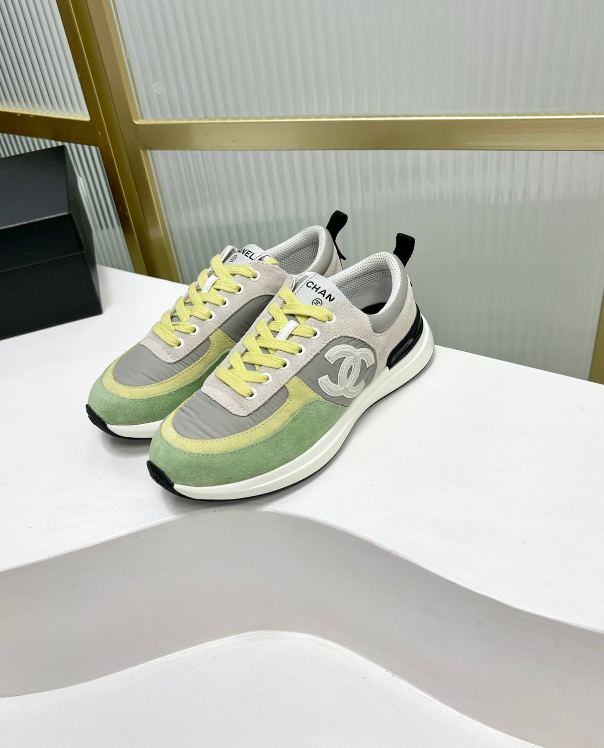 SNEAKER IN MULTICOLOR SUEDE