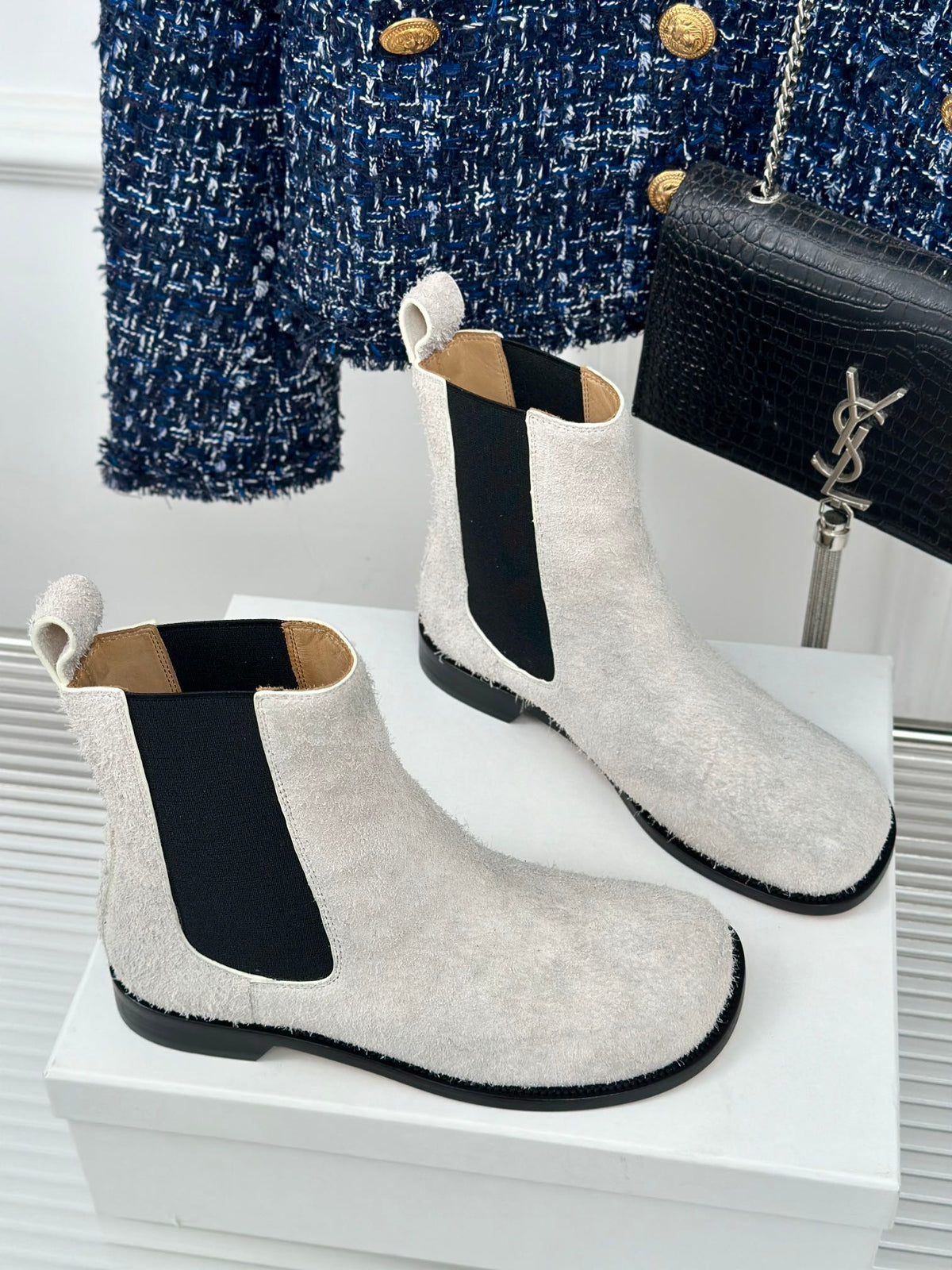 LW CAMPO CHELSEA BOOT WHITE BRUSHED SUEDE