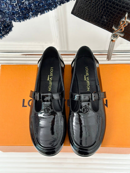 LV WOMEN SOHO FLAT MARY JANE IN BLACK CALFSKIN