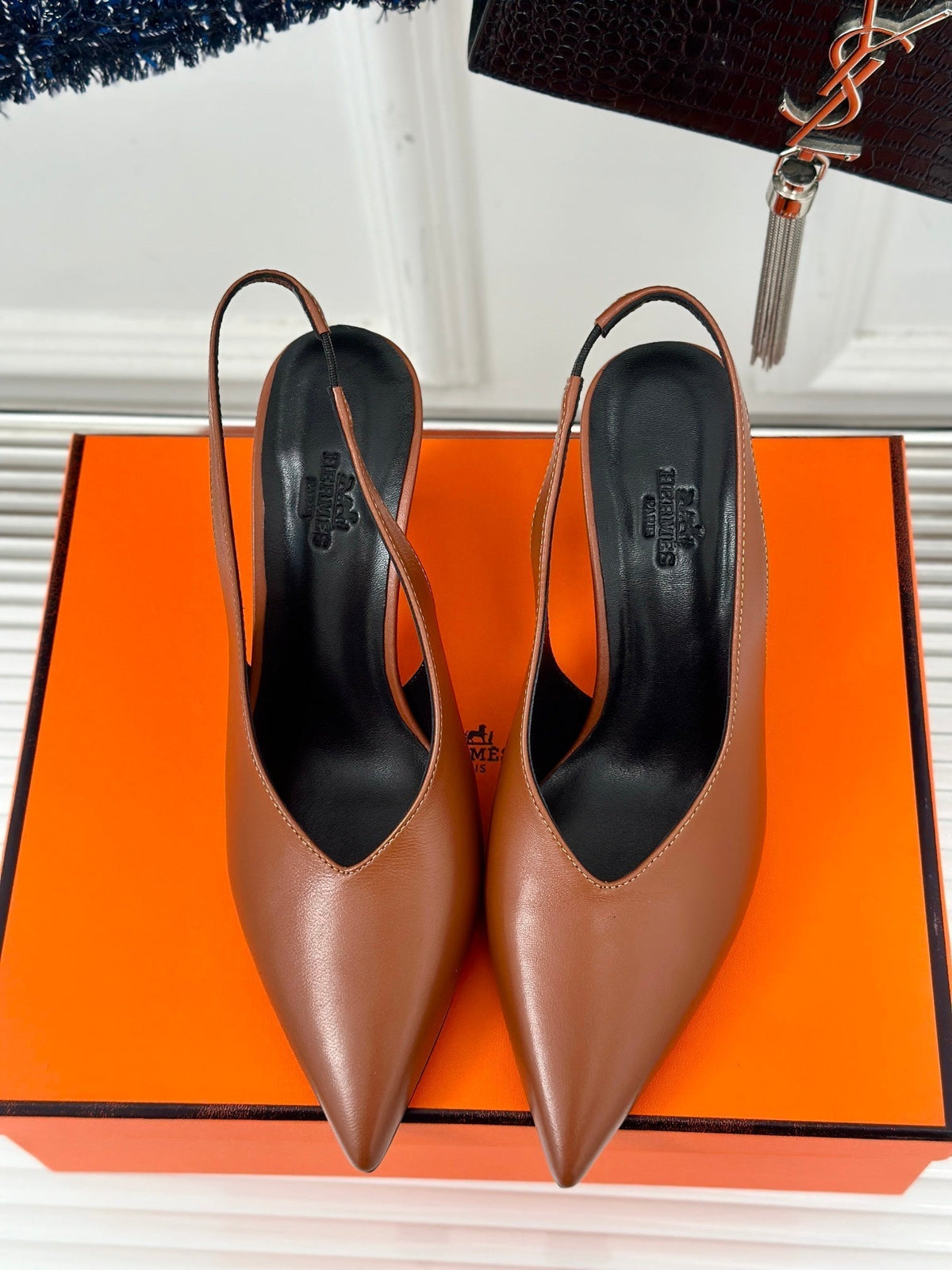 HIGH HEEL 75 MM POINTED- TOE SANDAL IN BRONZE BROWN CALFSKIN