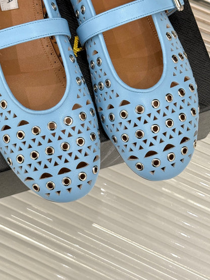 MARY JANE IN LIGHT BLUE CALFSKIN