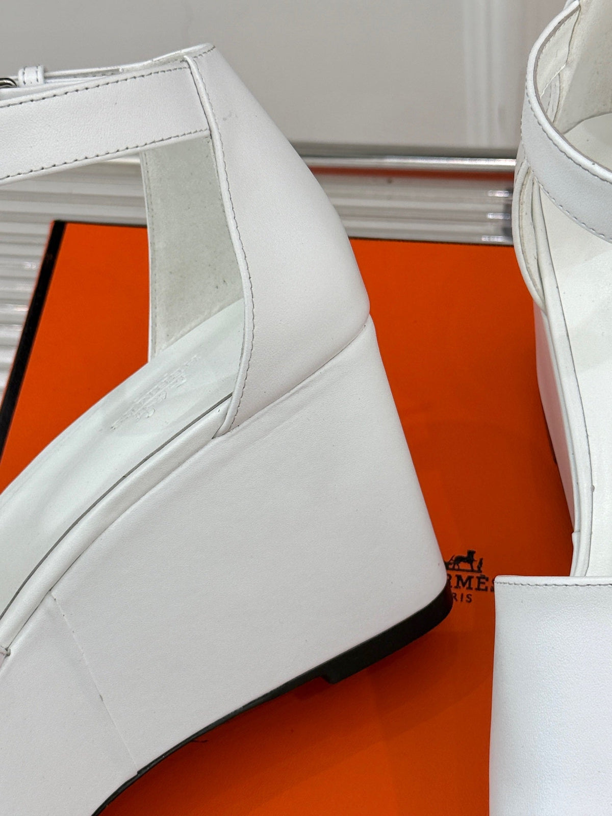 ILLUSION 35 SANDAL IN WHITE CALFSKIN