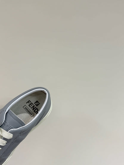 FF TRAINER SNEAKER IN DOLPHIN GRAY MIX WHITE CALFSKIN