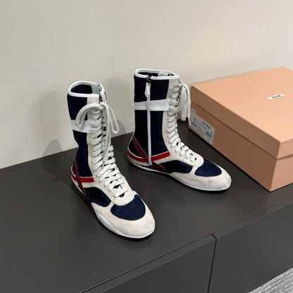 LACE-UP BOOTS IN BEIGE SUEDE AND NAVY MESH