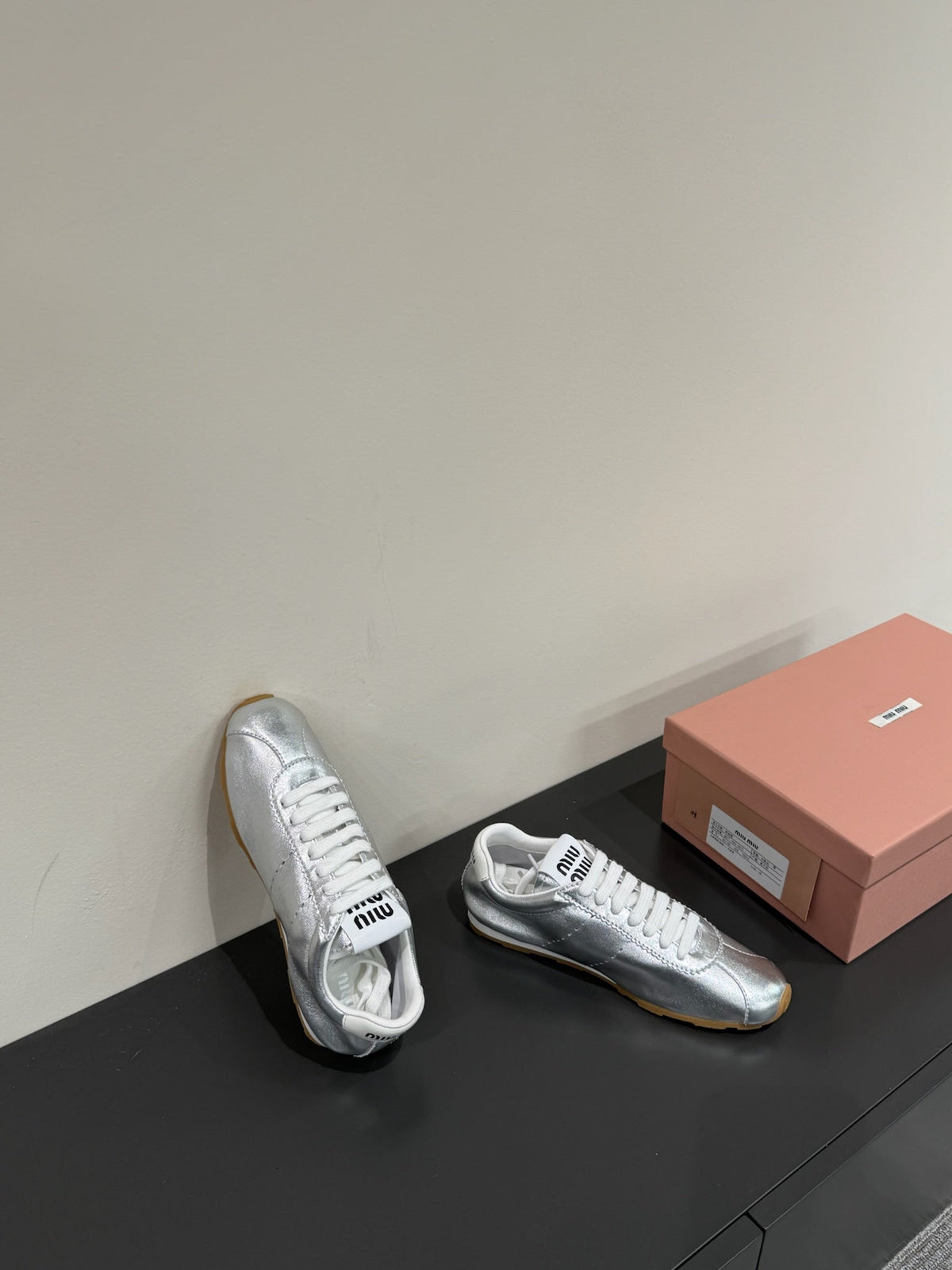 PLUME NAPPA SNEAKERS IN SILVER LAMBSKIN