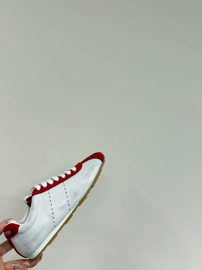PLUME SNEAKERS IN WHITE NAPPA LAMBSKIN AND RED SUEDE