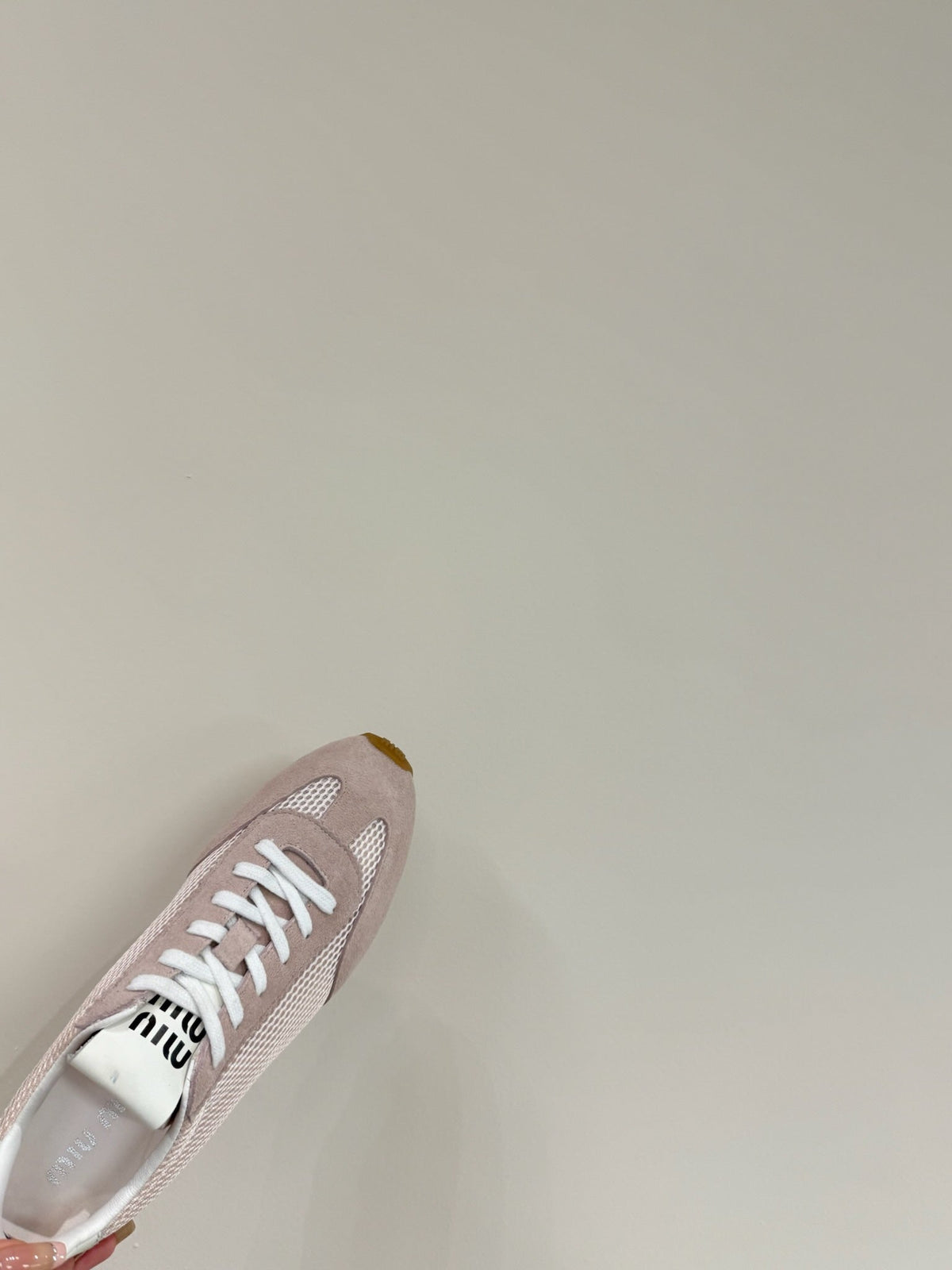 RETRO SNEAKERS IN PASTEL PINK MESH AND SUEDE