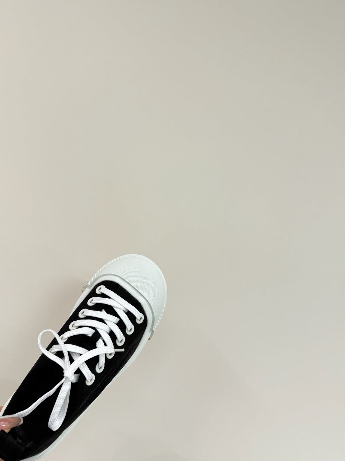 VULCAN PLATFORM SNEAKER IN BLACK CANVAS