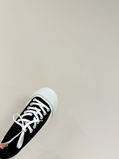 VULCAN PLATFORM SNEAKER IN BLACK CANVAS