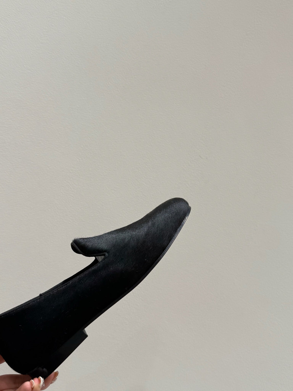 FURRY LOAFERS IN BLACK CALF HAIR