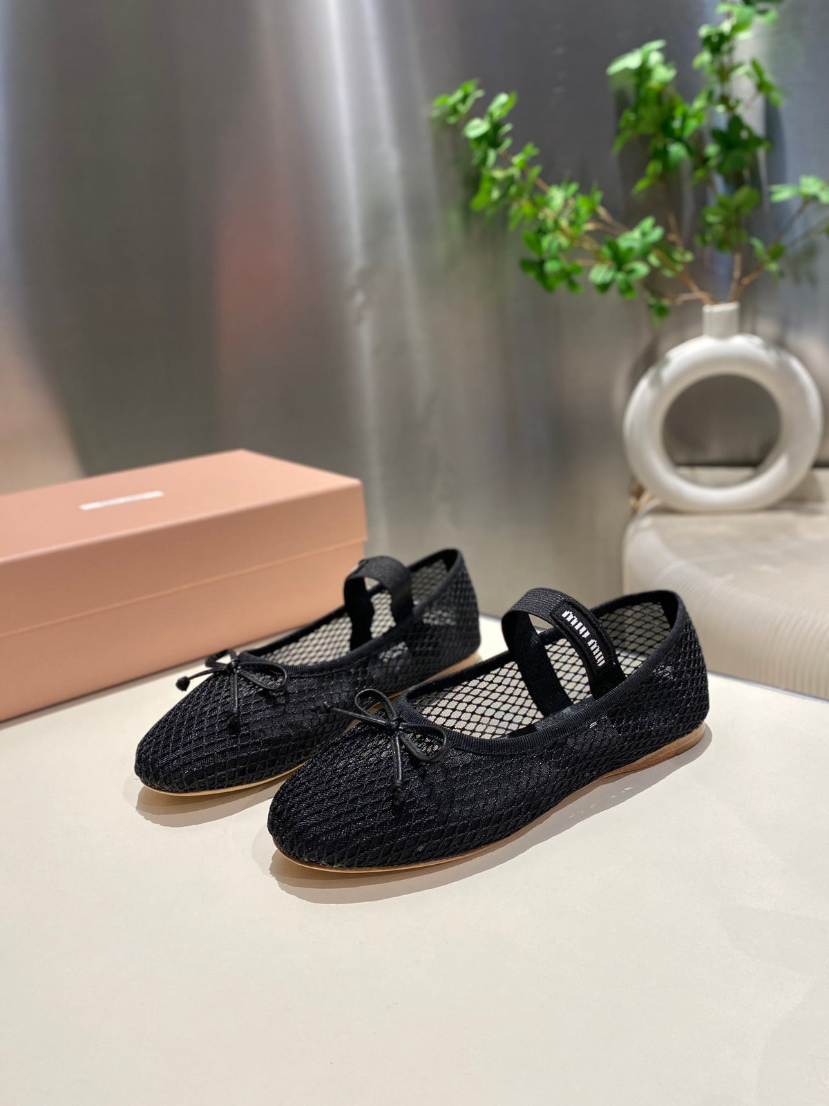 MARY JANE FLAT IN BLACK MESH