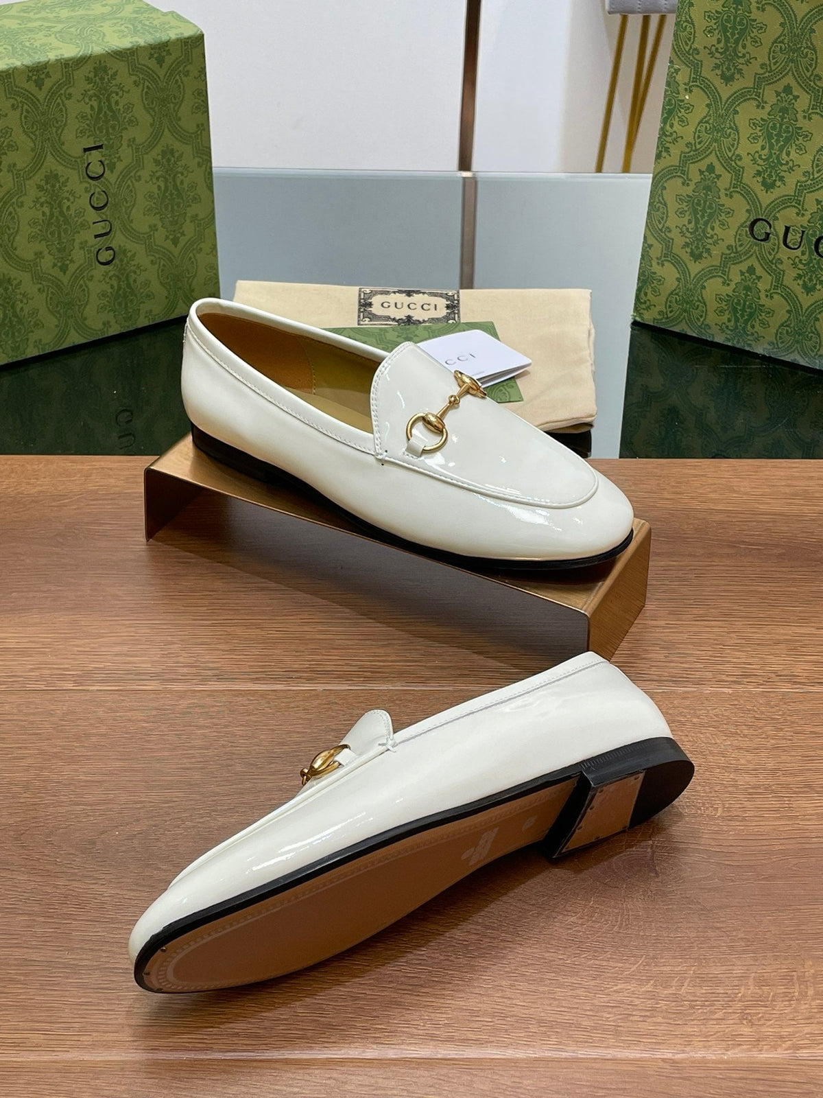 GG JORDAAN LOAFER GLOSSY WHITE LAMBSKIN