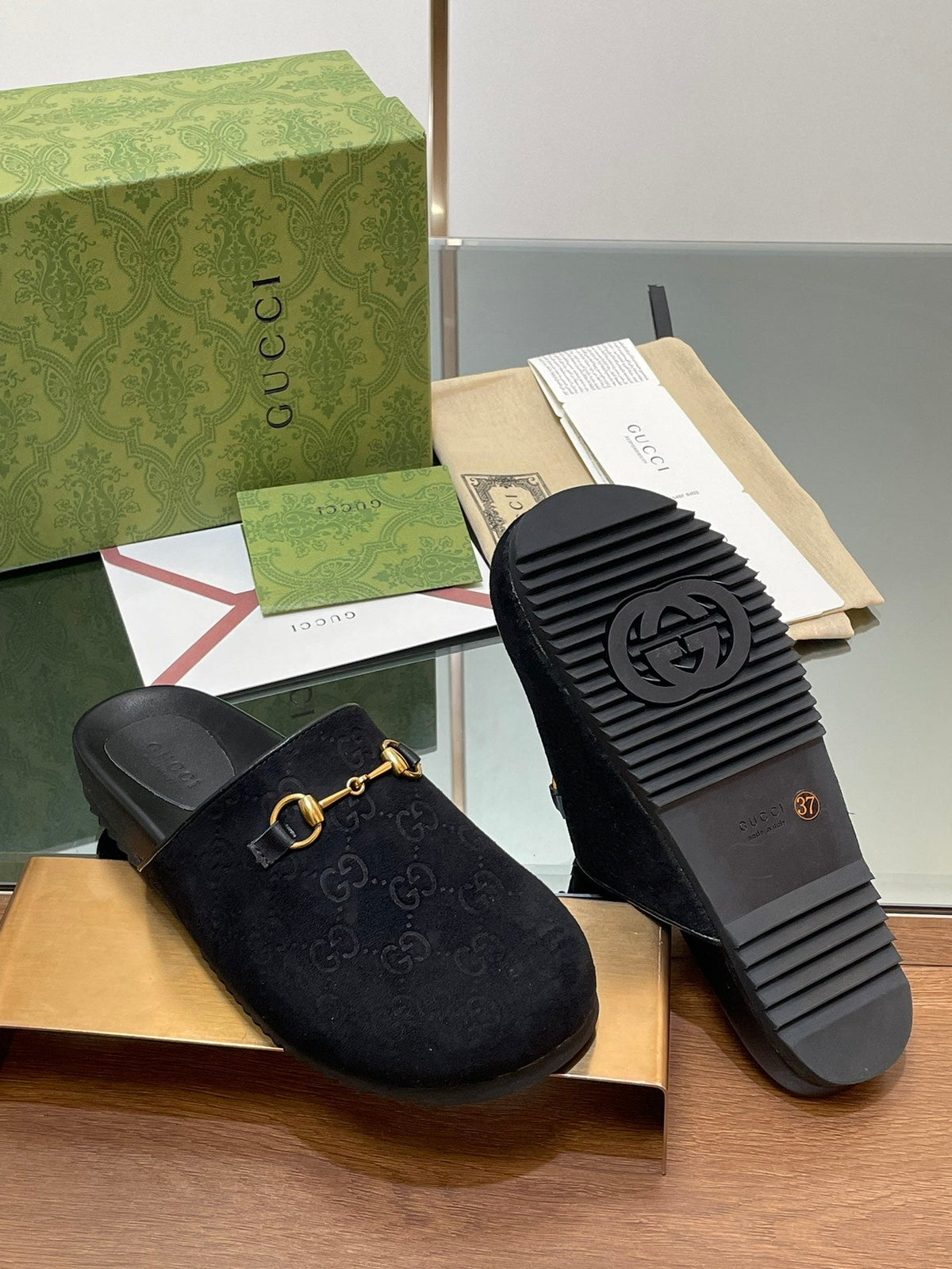 GG HORSEBIT MULE IN BLACK EMBOSSED SUEDE AND SHEEPSKIN LINING