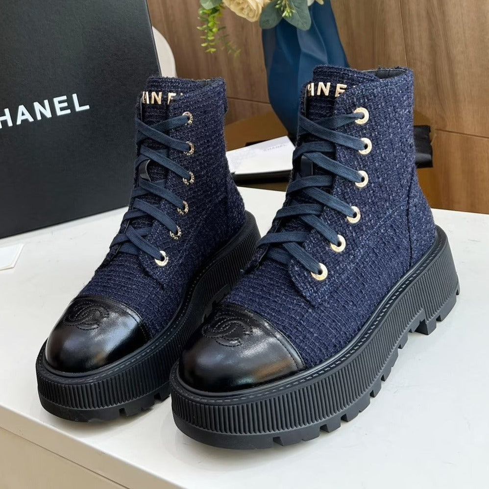 SHORT BOOTS IN DENIM BLUE TWEED AND BLACK CALFSKIN