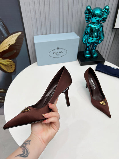 HIGH-HEEL PUMPS IN CHOCOLATE BROWN SATIN