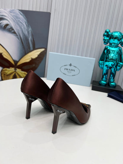 HIGH-HEEL PUMPS IN CHOCOLATE BROWN SATIN