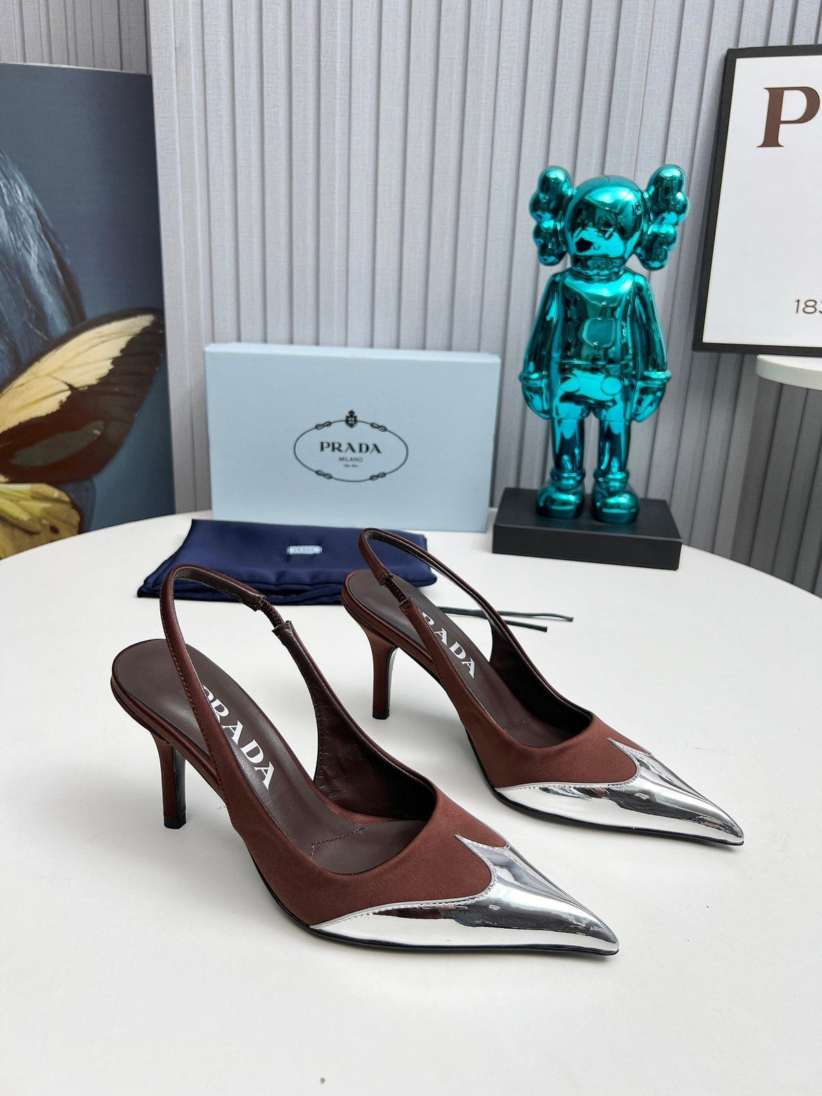 HIGH SLING BACK PUMPS IN SILVER MIX CHOCOLATE SATIN