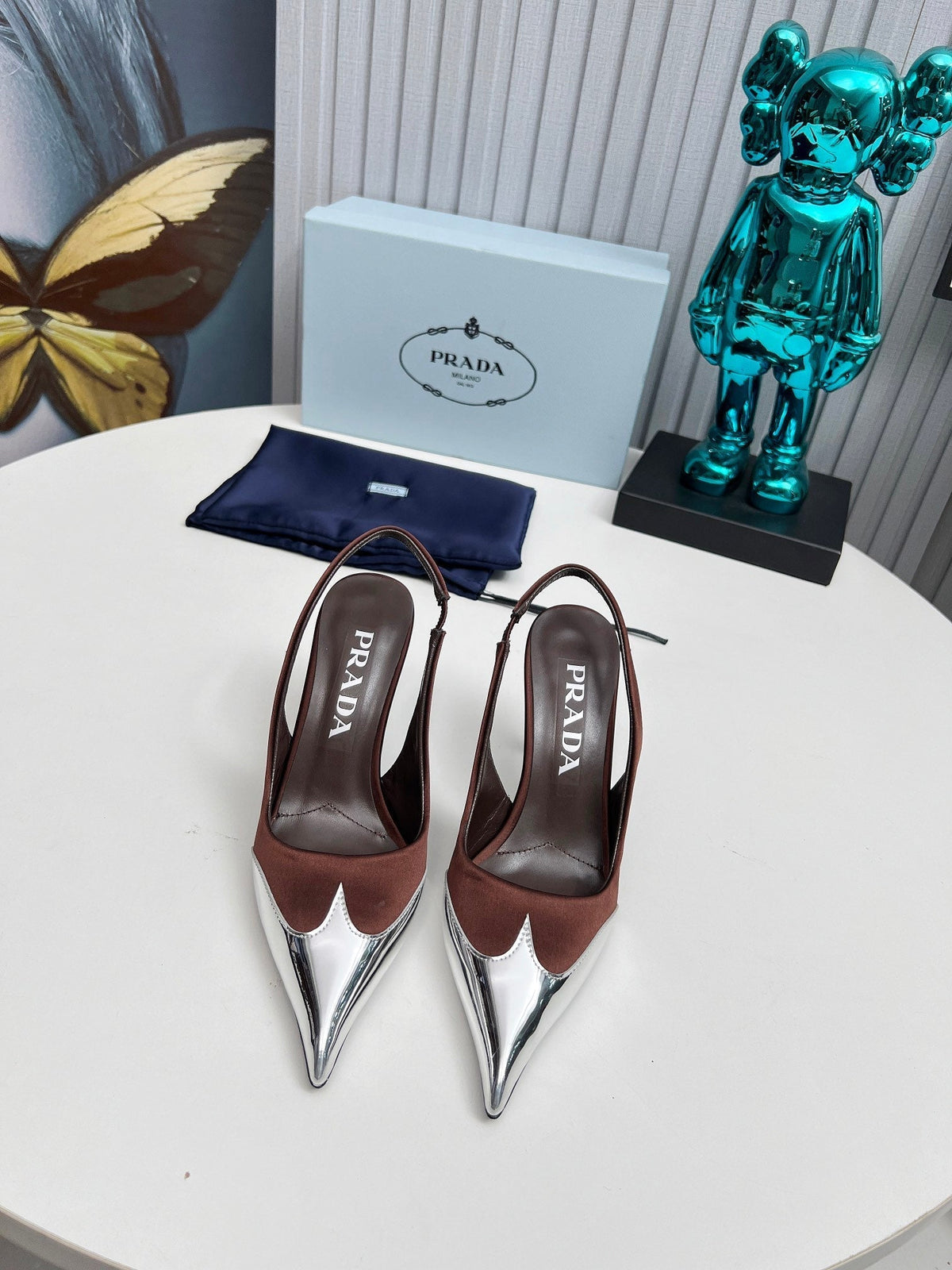 HIGH SLING BACK PUMPS IN SILVER MIX CHOCOLATE SATIN