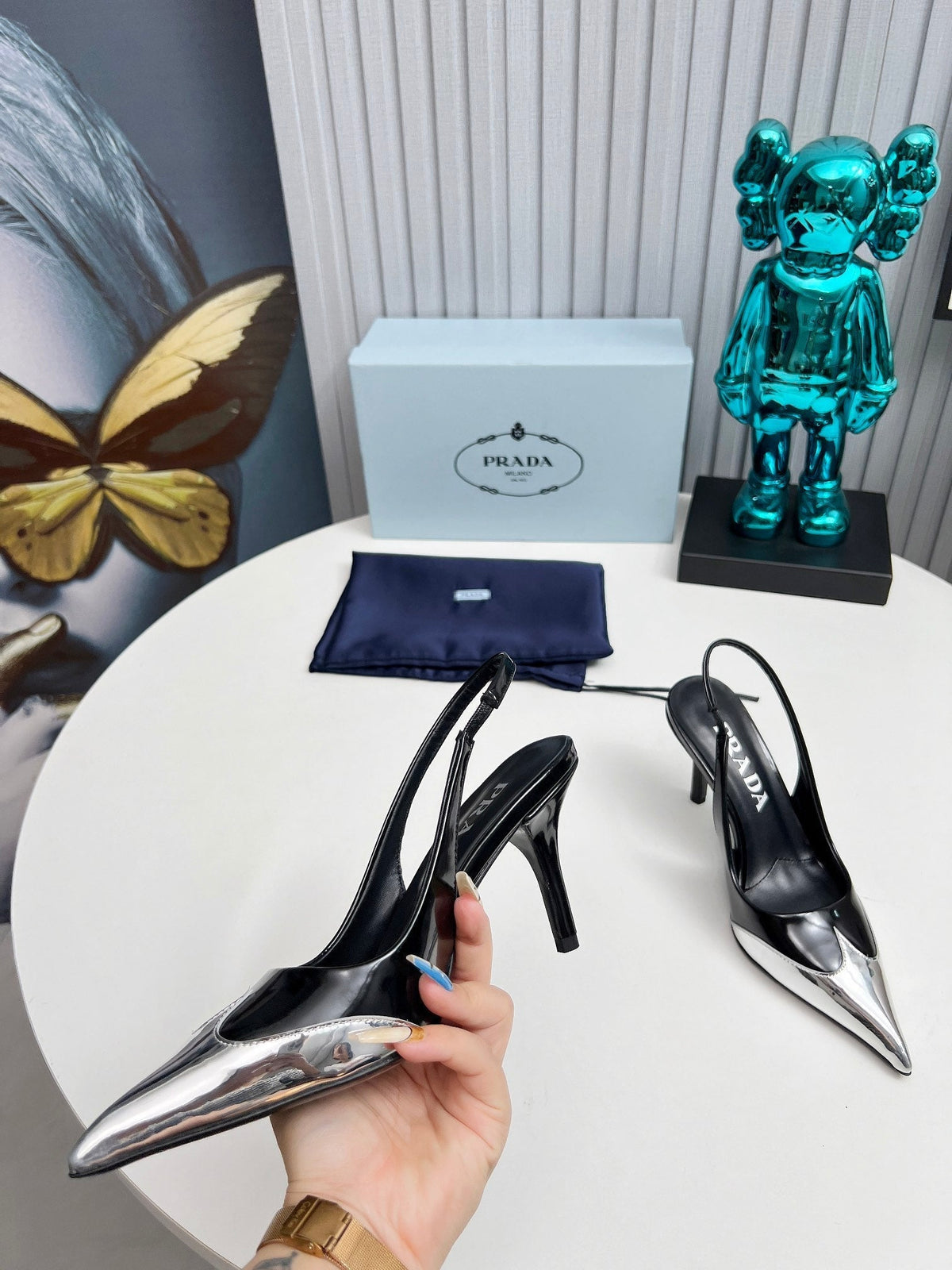 HIGH SLING BACK PUMPS IN SILVER MIX BLACK GLOSSY CALFSKIN