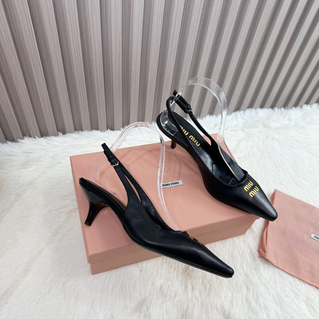 POINTED-TOE SLINGBACK IN BLACK LAMBSKIN