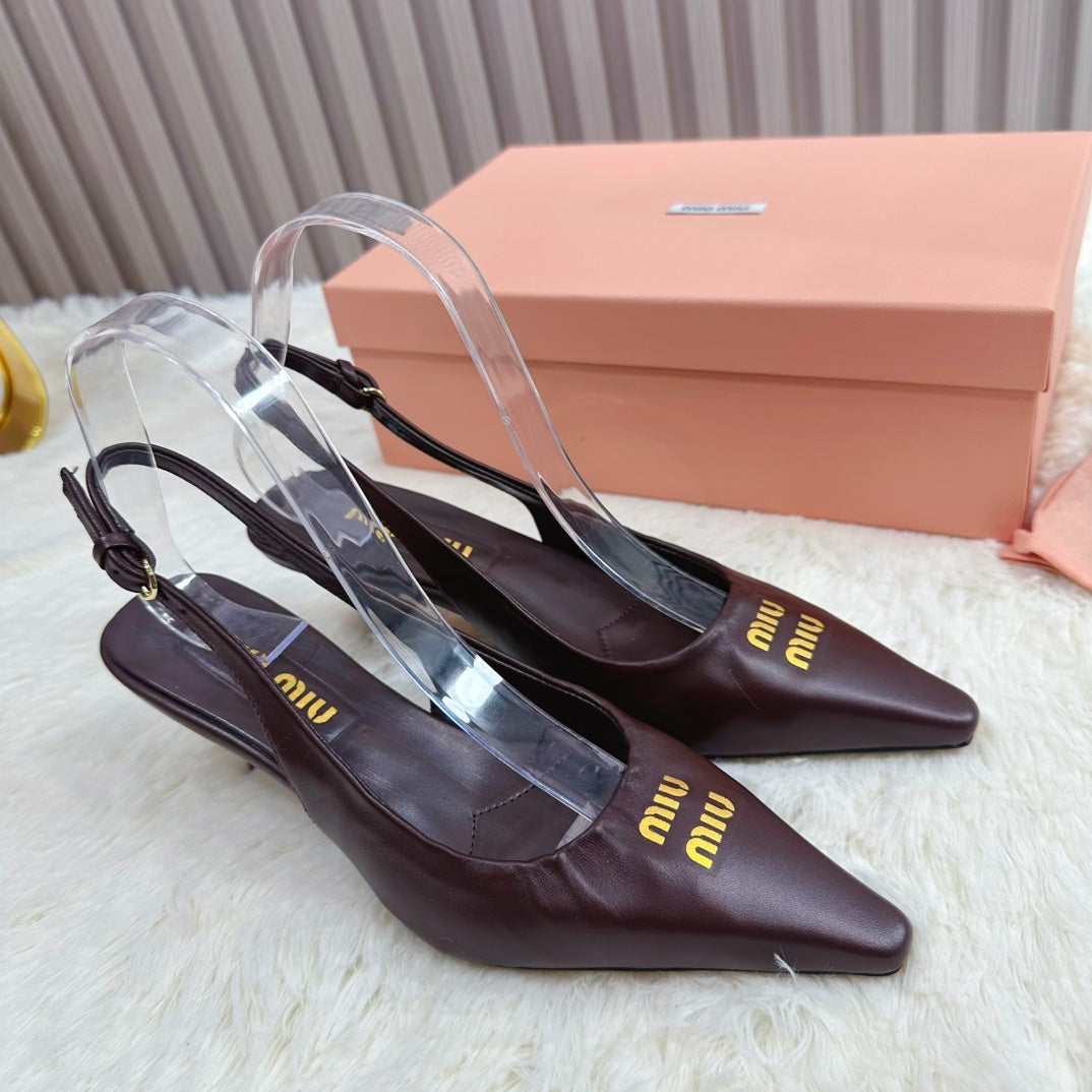 POINTED-TOE SLINGBACK IN MAHOGANY LAMBSKIN