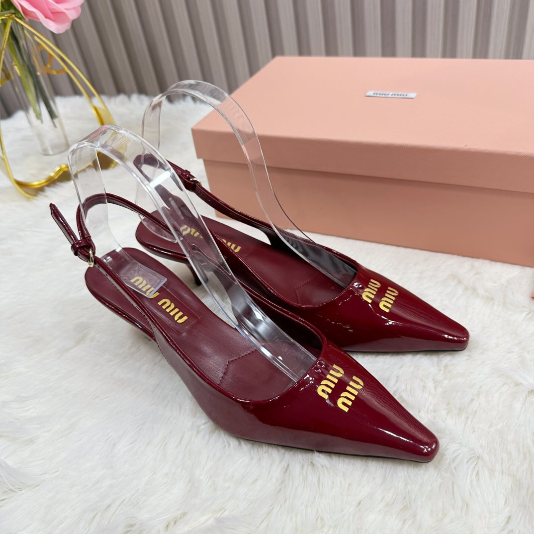 POINTED-TOE SLINGBACK IN WINE RED GLOSSY CALFSKIN