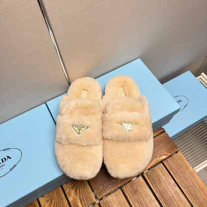 FLAT MULES IN TUSCAN BEIGE RABBIT FUR