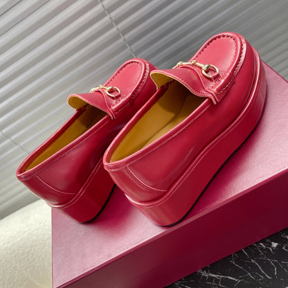 HORSEBIT PLATFORM LOAFER IN CRIMSON RED CALFSKIN