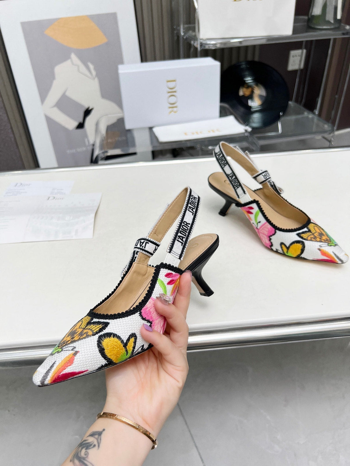 J'ADIOR SLINGBACK PUMP COLORFUL NATURAL RAFFIA AND EMBROIDERED COTTON 65 MM 130844