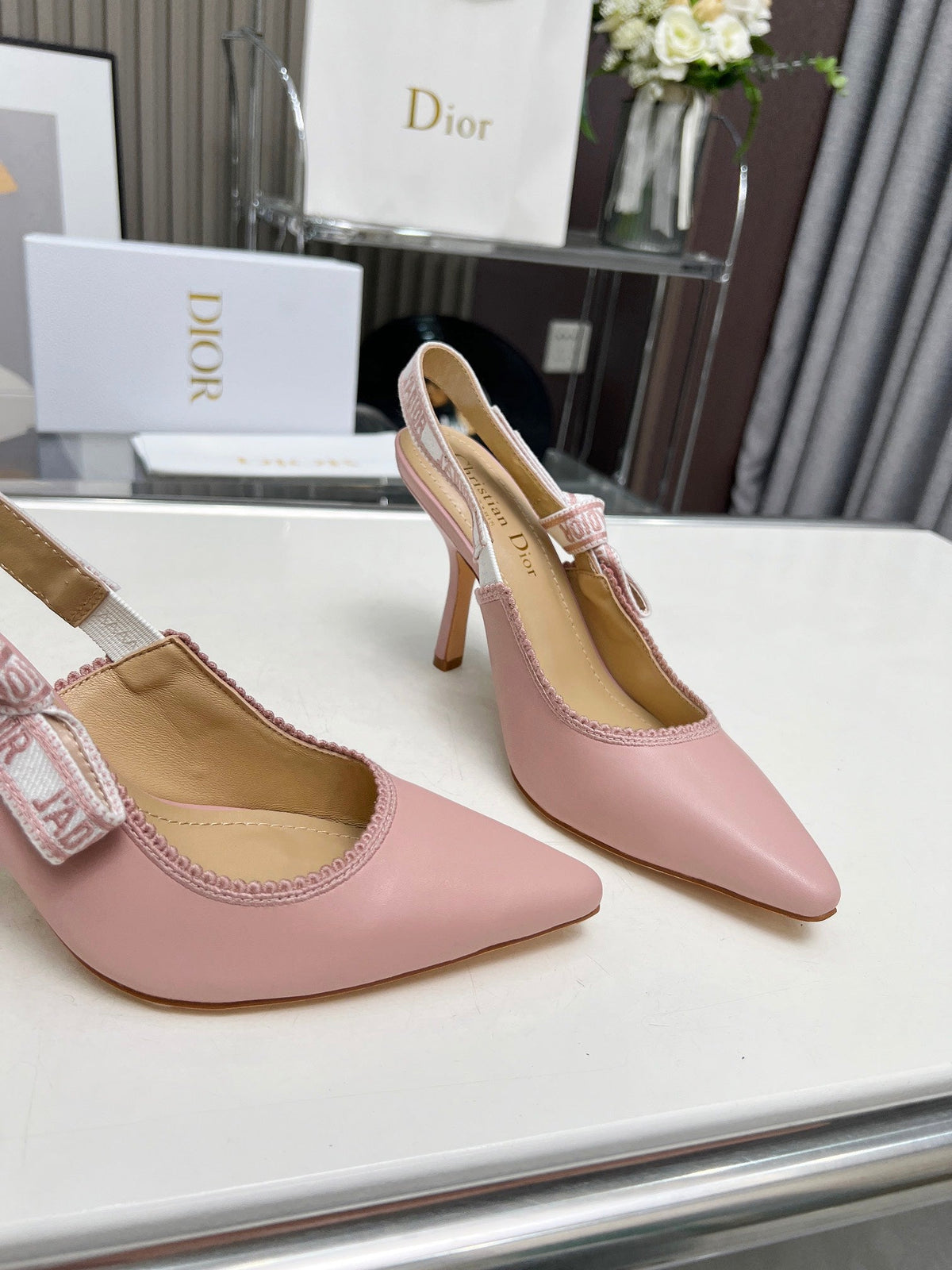 J'ADIOR SLINGBACK PUMP LIGHT PINK CALFSKIN AND EMBROIDERED FABRIC 10 CM