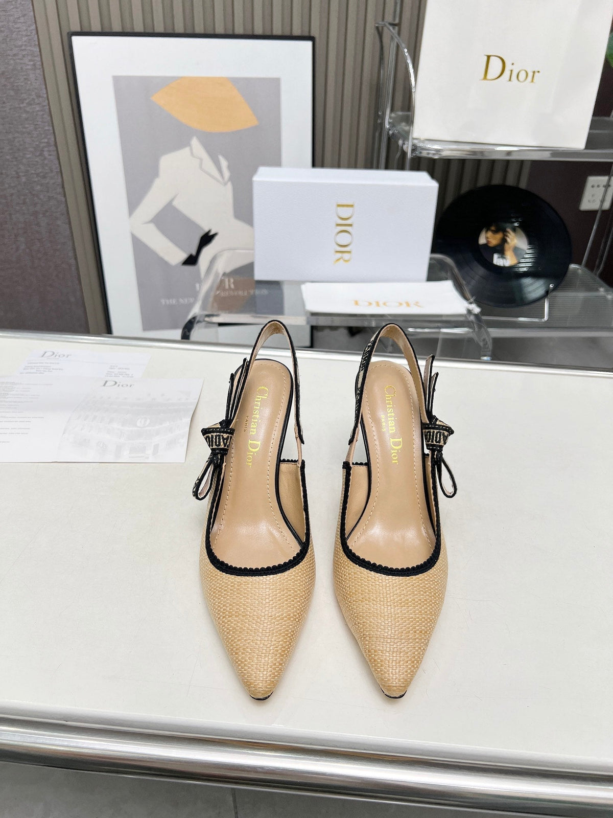J'ADIOR SLINGBACK PUMP NATURAL RAFFIA AND BLACK EMBROIDERED COTTON 10 CM