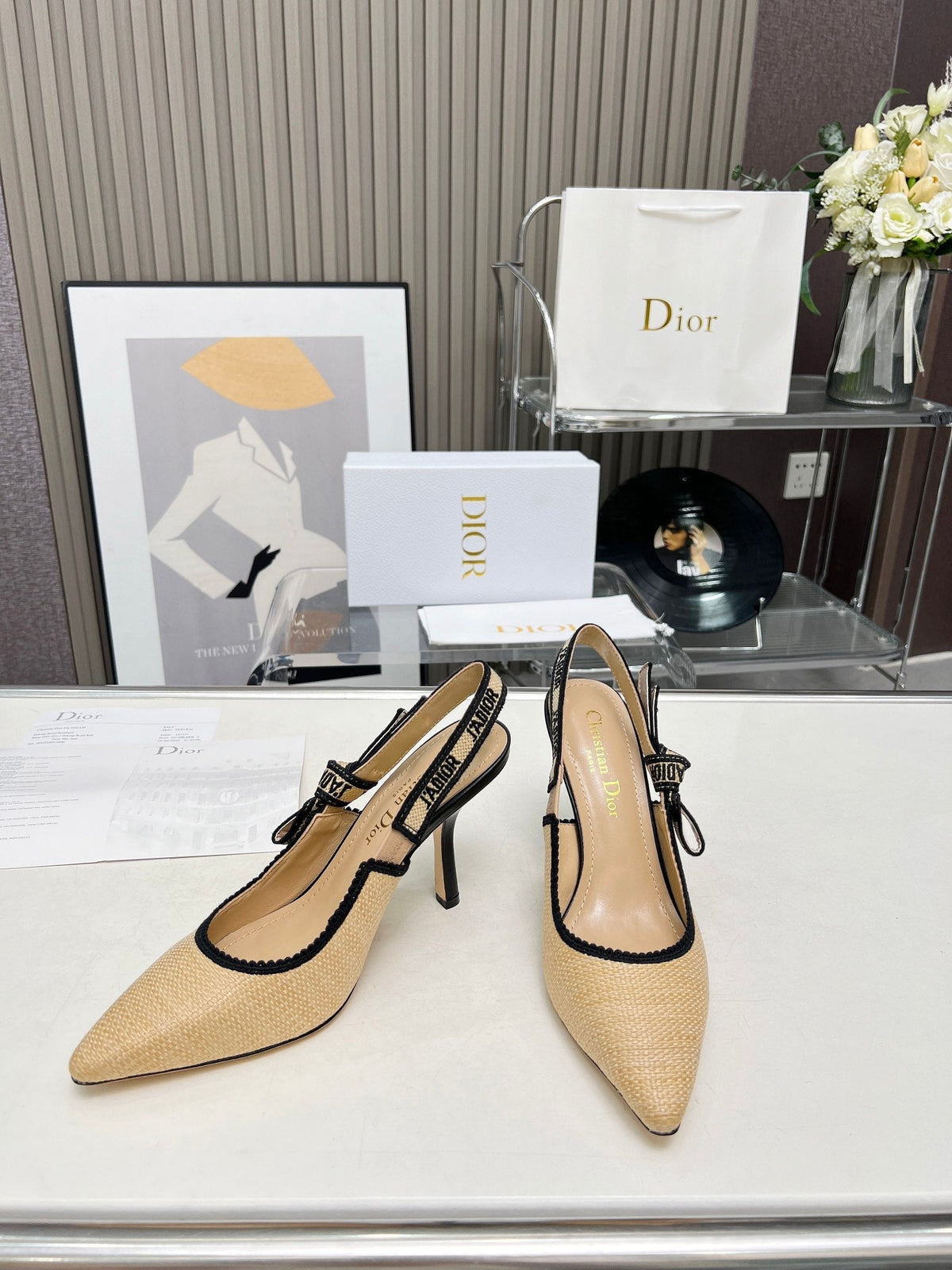 J'ADIOR SLINGBACK PUMP NATURAL RAFFIA AND BLACK EMBROIDERED COTTON 10 CM