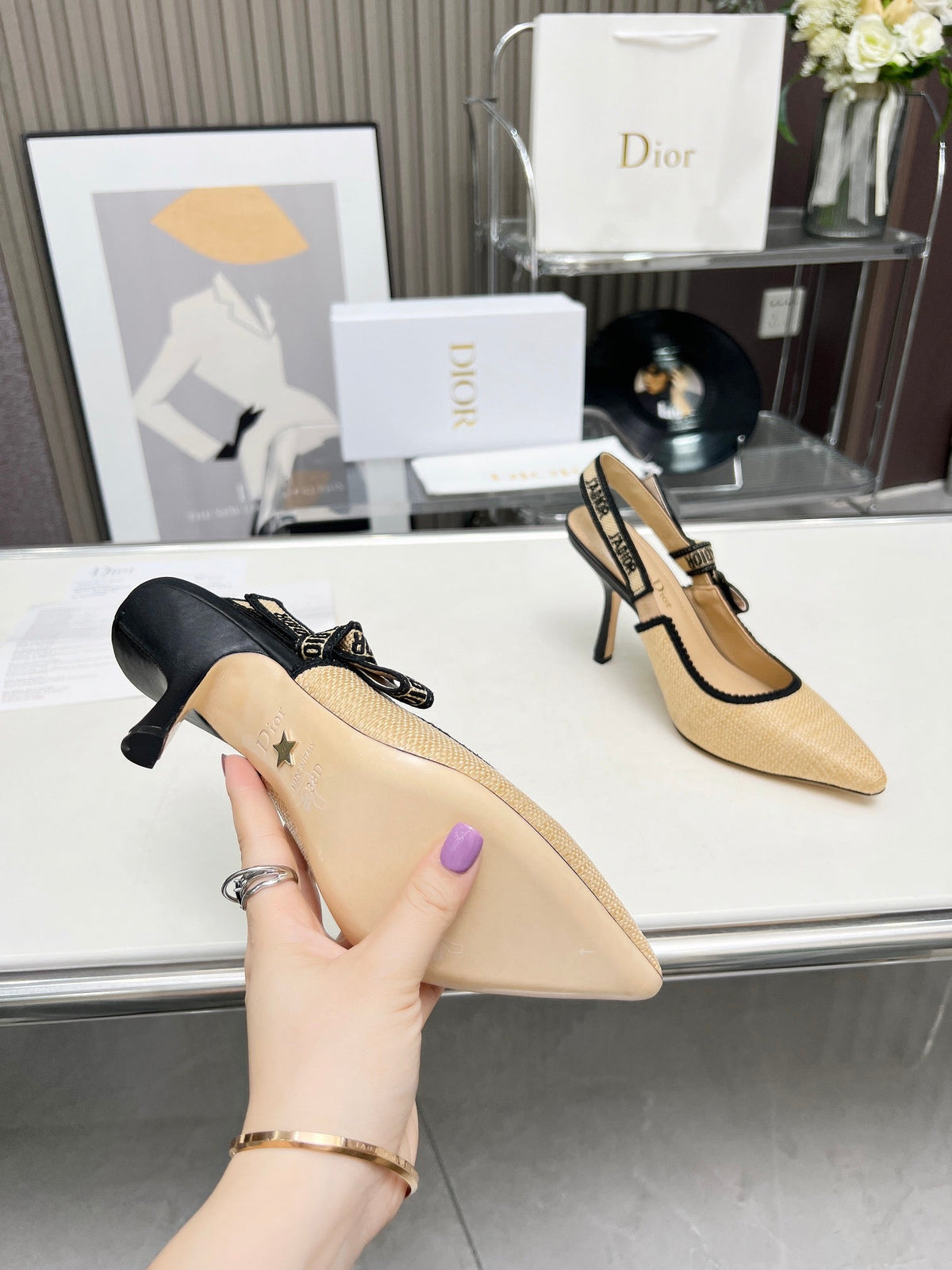 J'ADIOR SLINGBACK PUMP NATURAL RAFFIA AND BLACK EMBROIDERED COTTON 10 CM