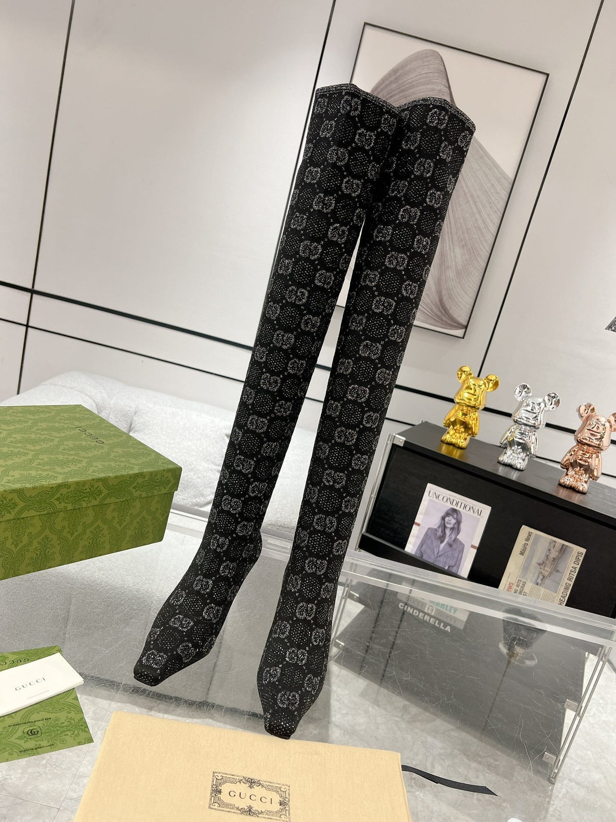 THIGH HIGH BOOTS IN BLACK KNITTED FABRIC