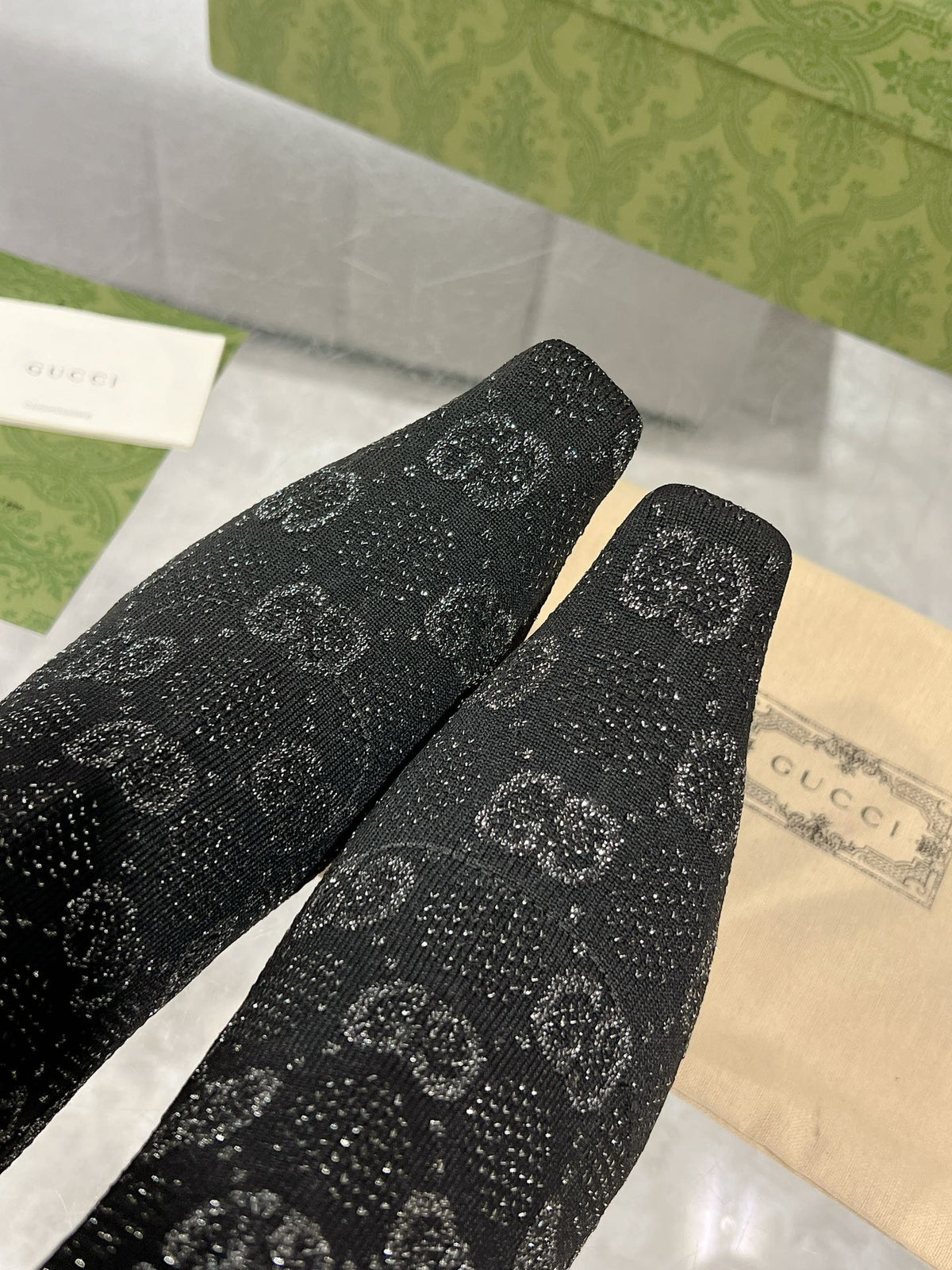THIGH HIGH BOOTS IN BLACK KNITTED FABRIC
