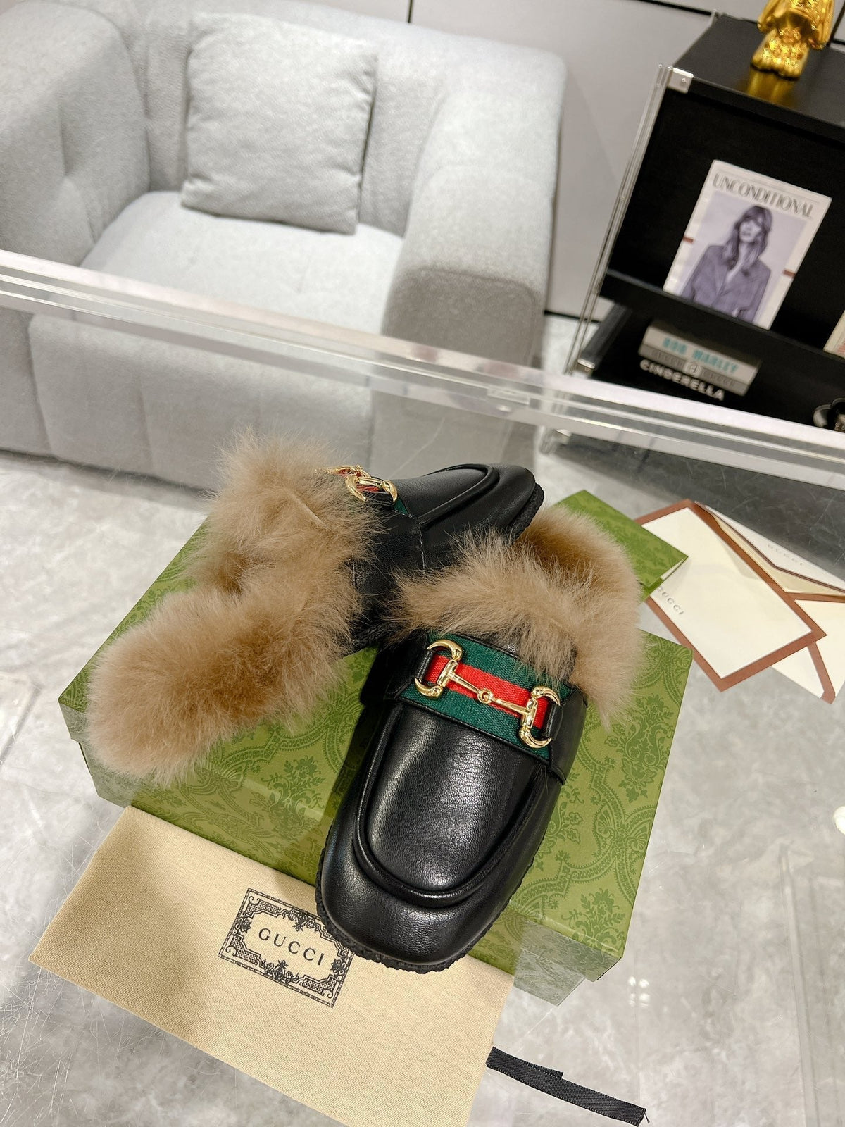 HORSEBIT MULE WITH WEB IN BLACK CALFSKIN MIX MINK FUR