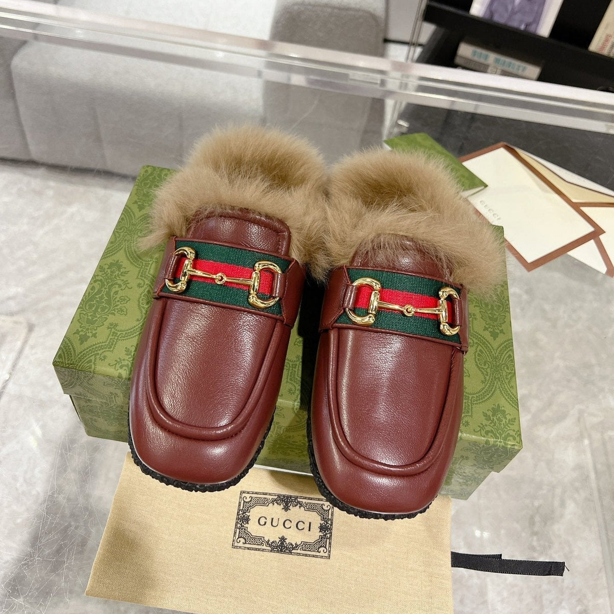 HORSEBIT MULE WITH WEB IN WINE RED CALFSKIN MIX MINK FUR