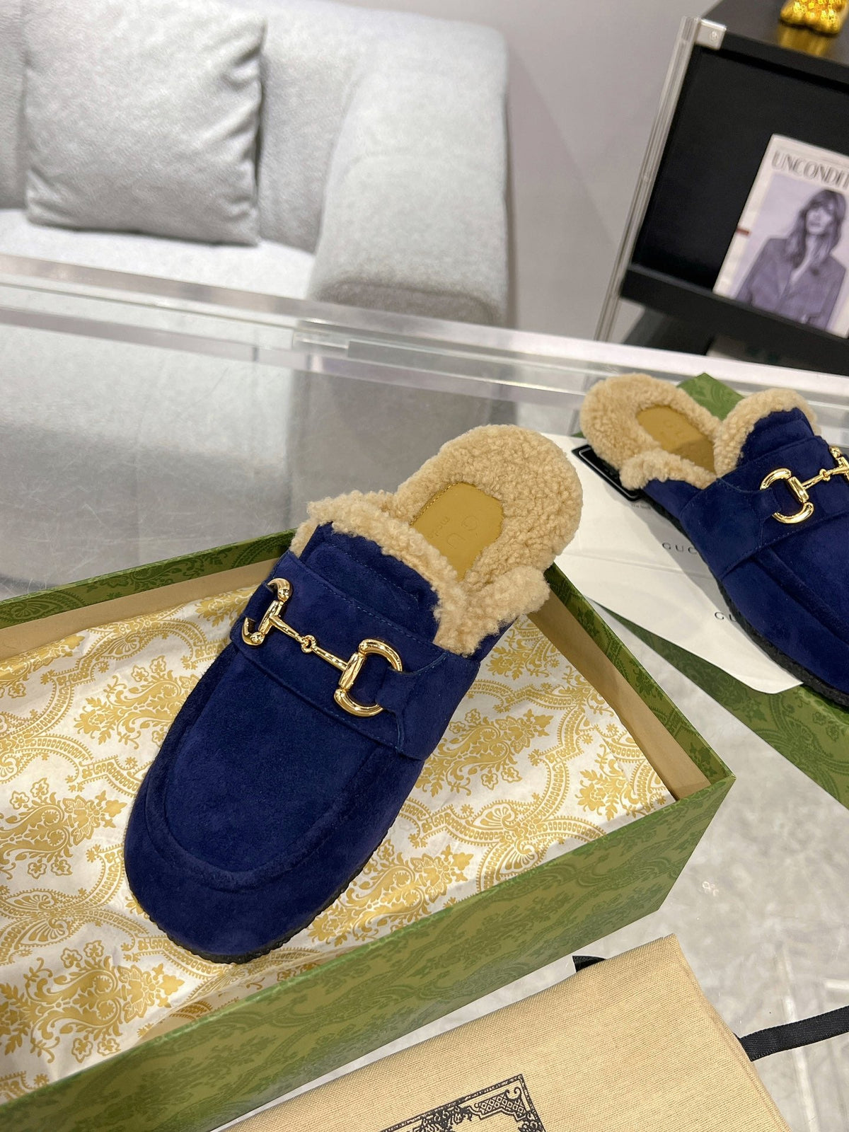 HORSEBIT MULE IN ROYAL BLUE SUEDE AND FLEECE LINING