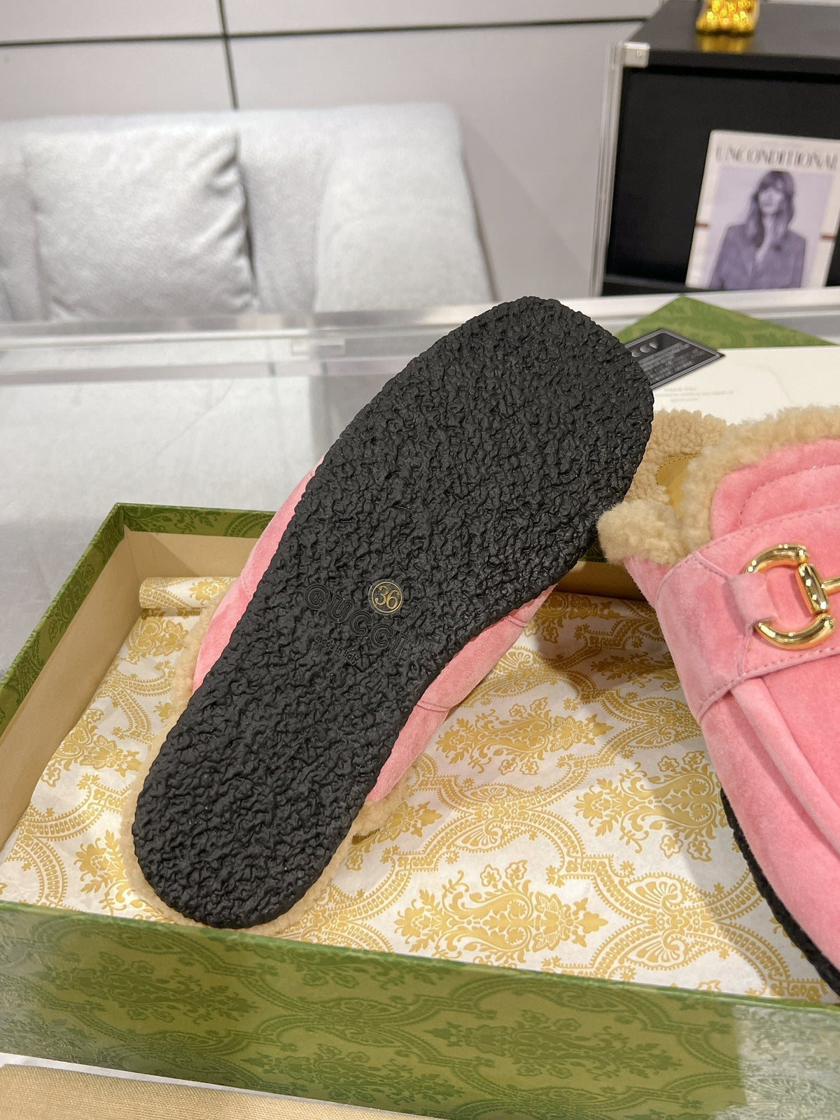 HORSEBIT MULE IN SALMON PINK SUEDE AND FLEECE LINING