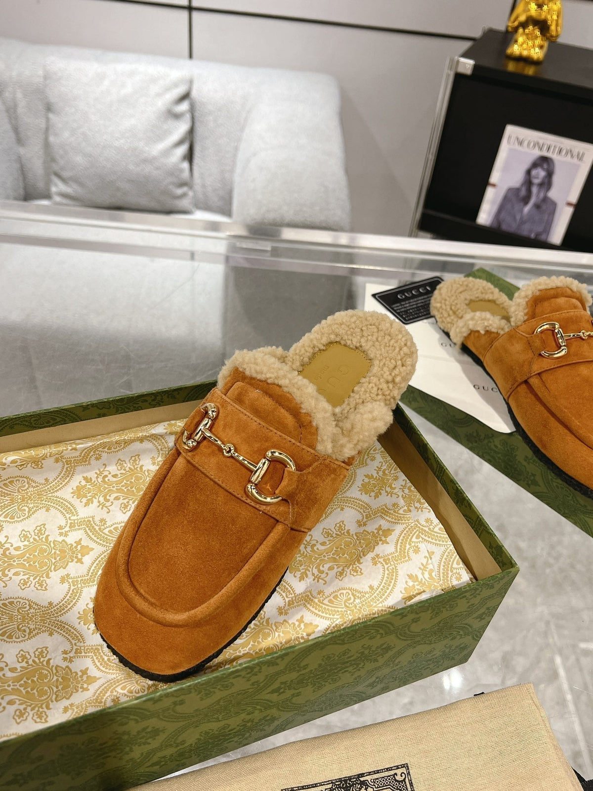 HORSEBIT MULE IN BRONZE ORANGE SUEDE AND FLEECE LINING