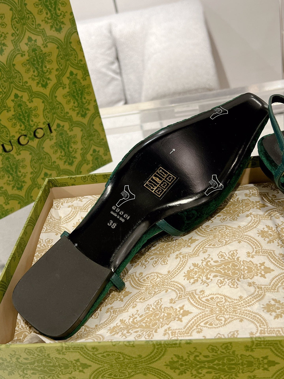 GG SLINGBACK FLATS CASTLETON GREEN VELVET