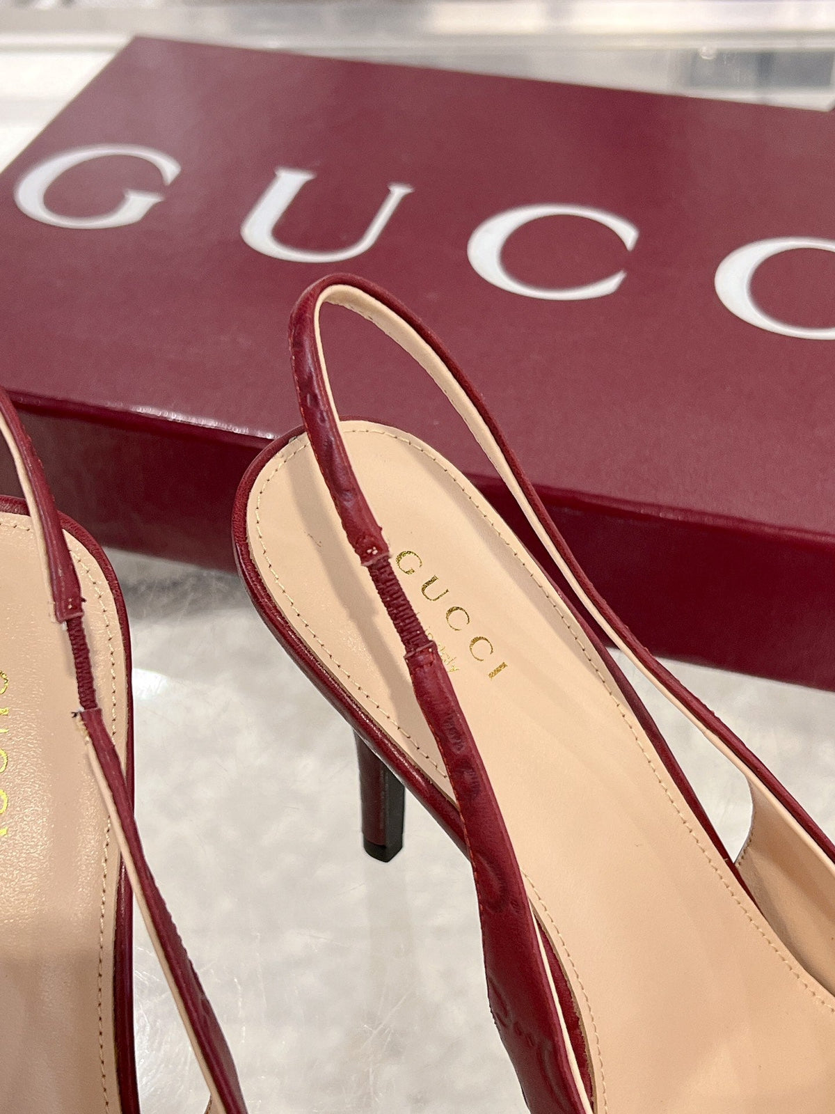 GG HIGH SLINGBACK 10.5 CM IN WINE RED GLOSSY EMBOSSED SUEDE AND SHEEPSKIN LINING
