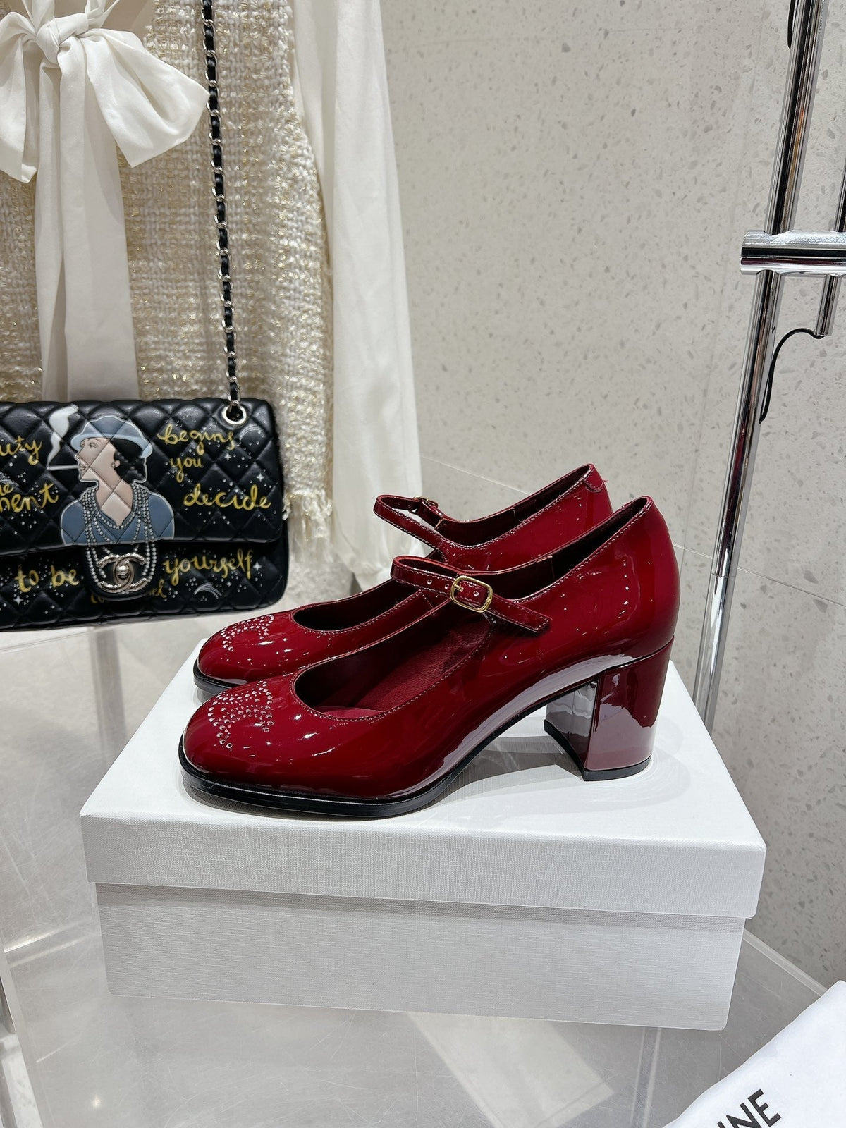 HIGH MARY JANE SHOES IN GARNET RED PATENT CALFSKIN