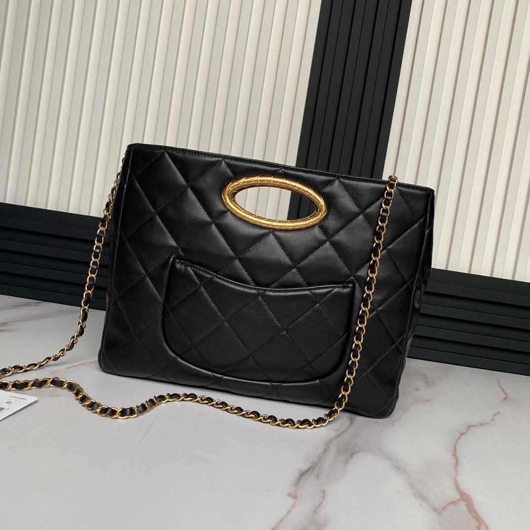 CLUTCH 34 IN BLACK SHEEPSKIN GOLD HARDWARE
