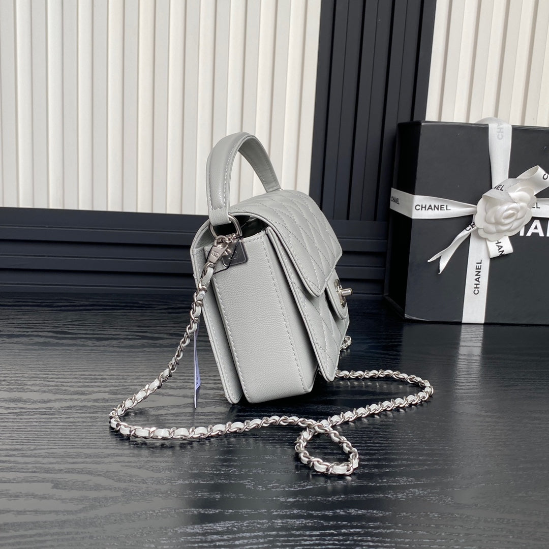 RETRO STYLE FLAP BAG 19 IN RHINO GRAY GRAINED CALFSKIN GOLD HARDWARE