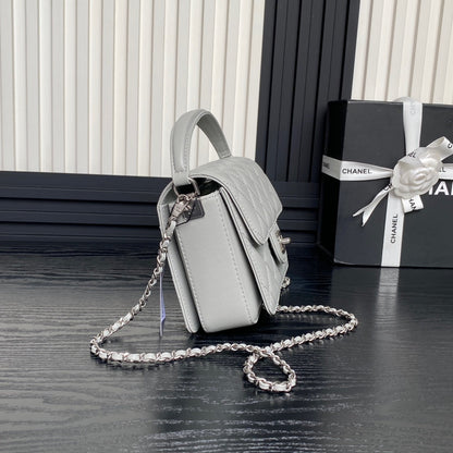 RETRO STYLE FLAP BAG 19 IN RHINO GRAY GRAINED CALFSKIN GOLD HARDWARE