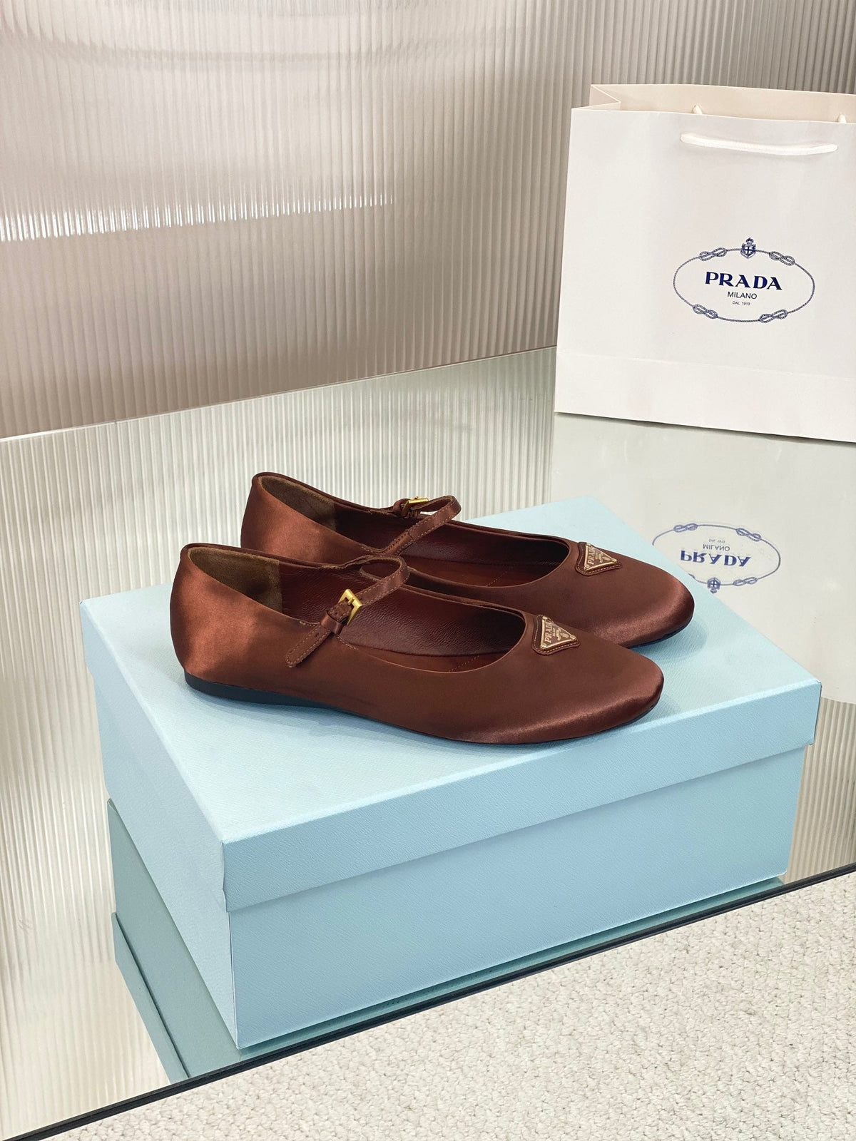 PRA NAPPA MARY JANE FLAT BROWN SATIN