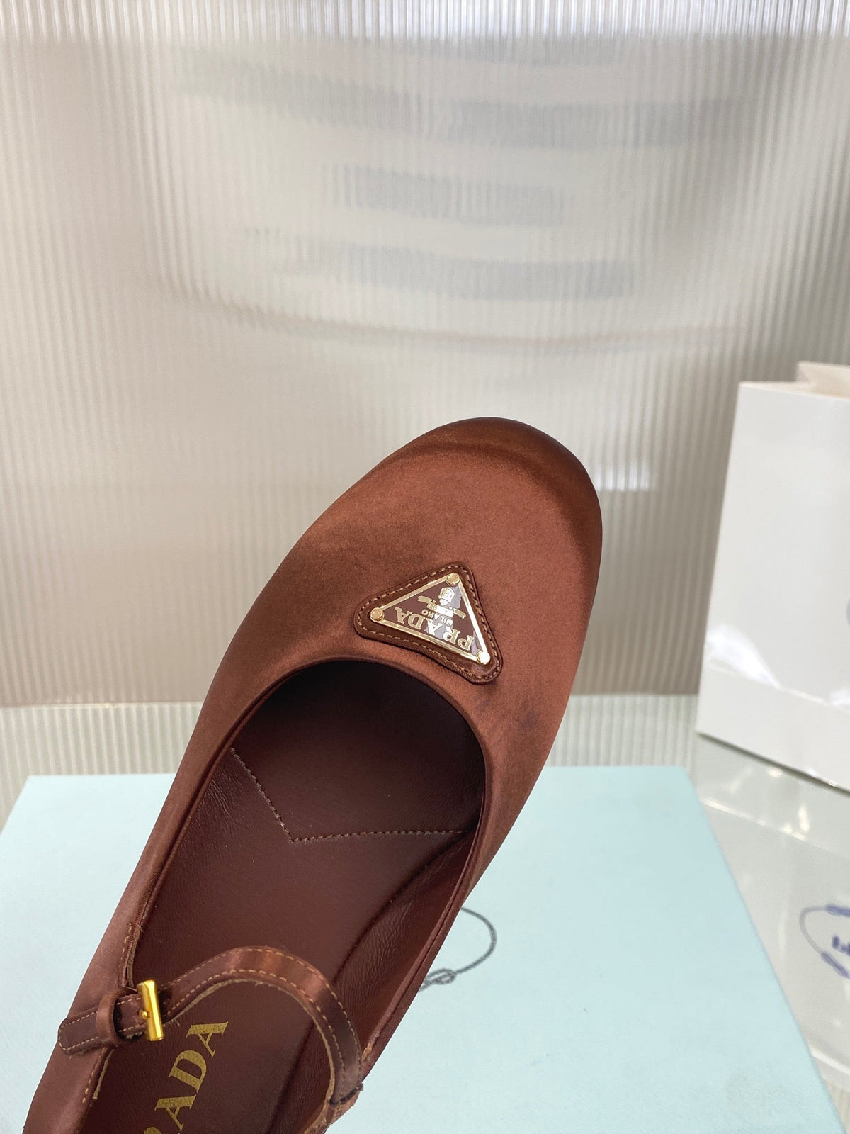 PRA NAPPA MARY JANE FLAT BROWN SATIN