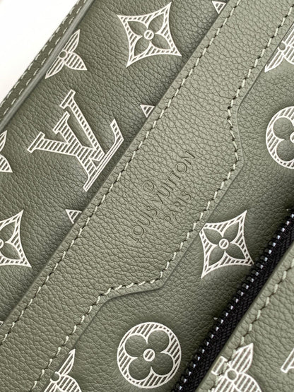 TRIO MESSENGER BAG 25 IN GREEN MONOGRAM SHADOW CALFSKIN